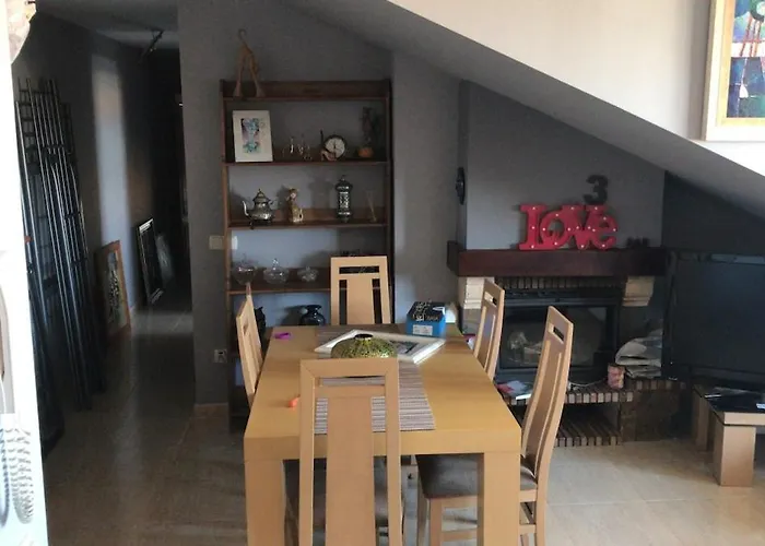 ático En Con Todas Comodidades Apartamento Riaza